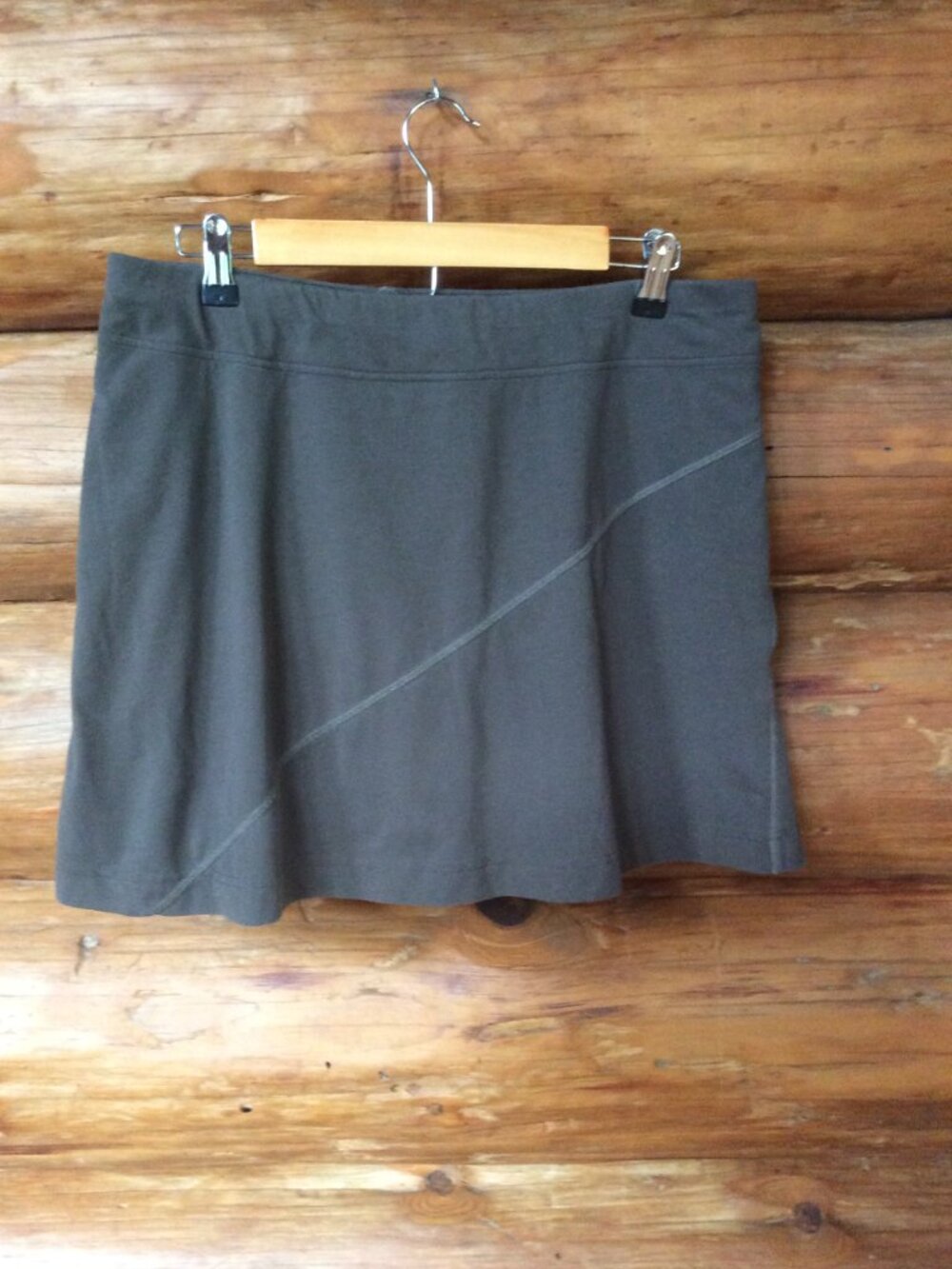title nine Dream On Activewear Pickleball Golf Walking Travel Skort Size Large